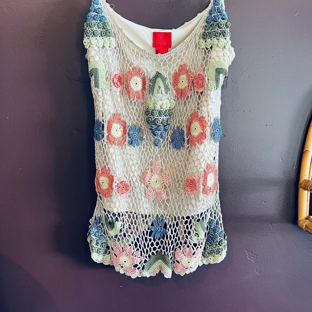 Vintage Vera Vera Vera Wang Crochet European summer V shirt